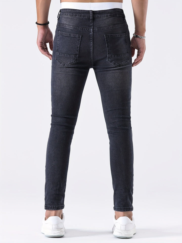 Nova – Casual Ripped Denim