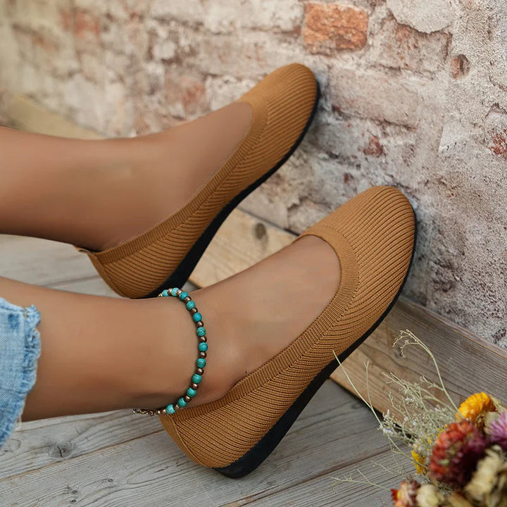 Comfortable Knitted Flats with Breathable Design for Women