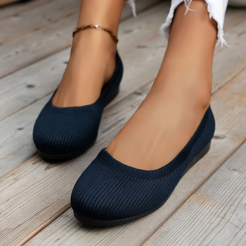 Comfortable Knitted Flats with Breathable Design for Women