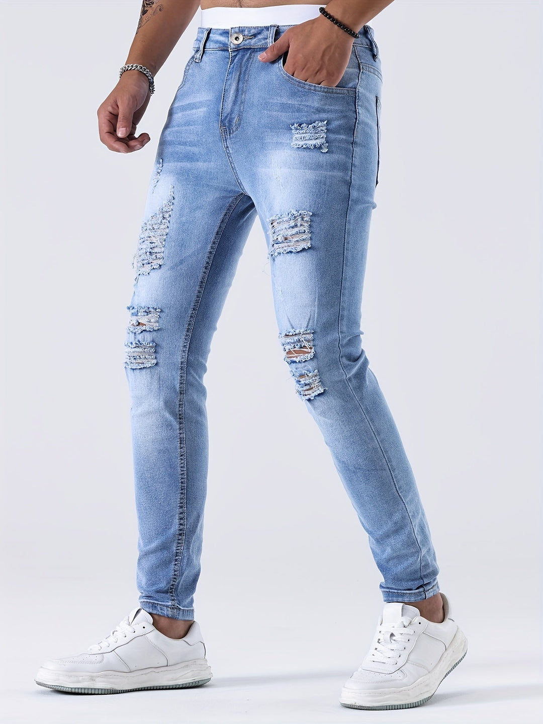 Nova – Casual Ripped Denim