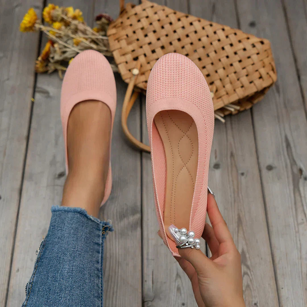 Comfortable Knitted Flats with Breathable Design for Women