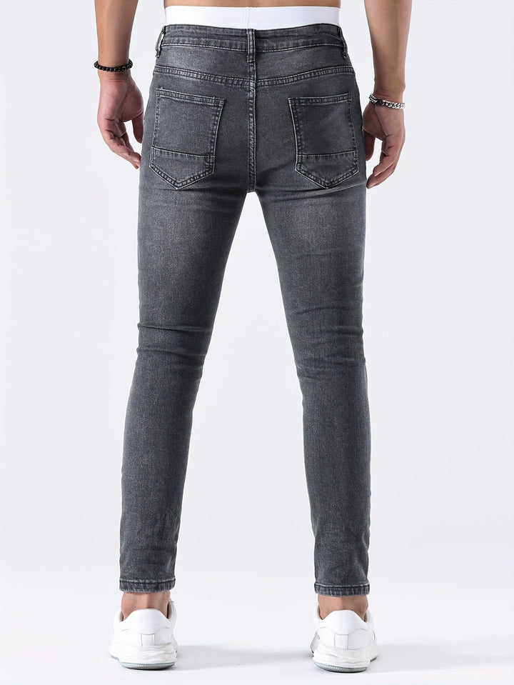 Nova – Casual Ripped Denim