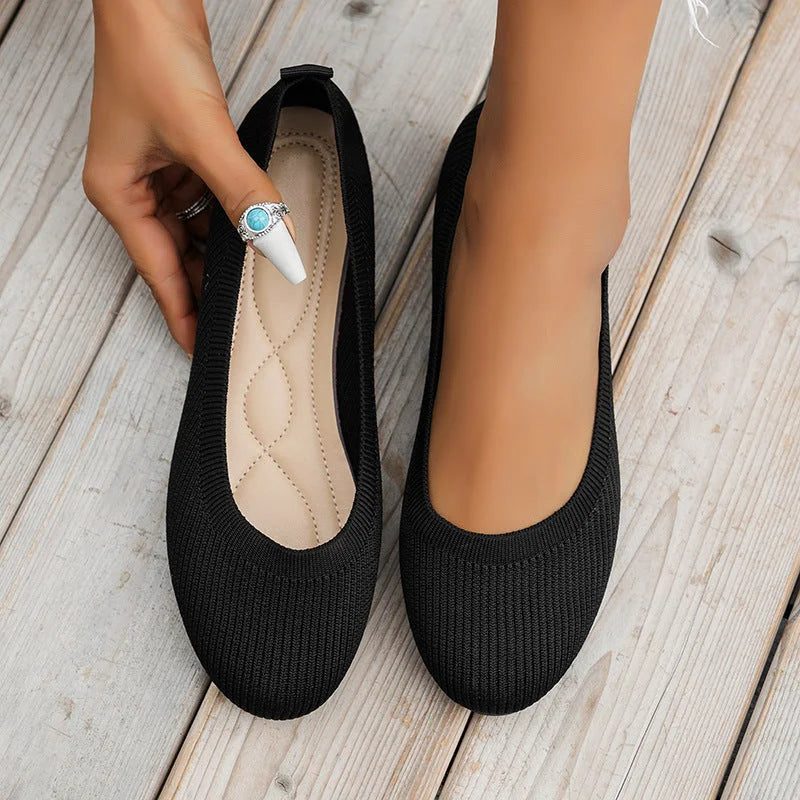 Comfortable Knitted Flats with Breathable Design for Women