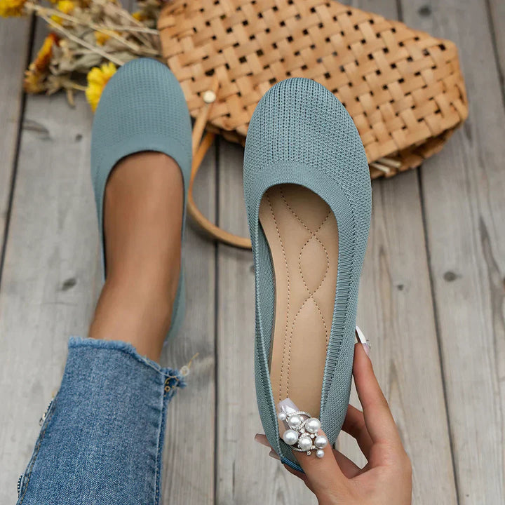 Comfortable Knitted Flats with Breathable Design for Women