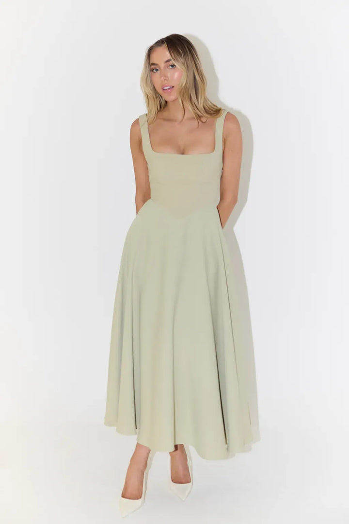 Yade | High-Waisted Midi Dress