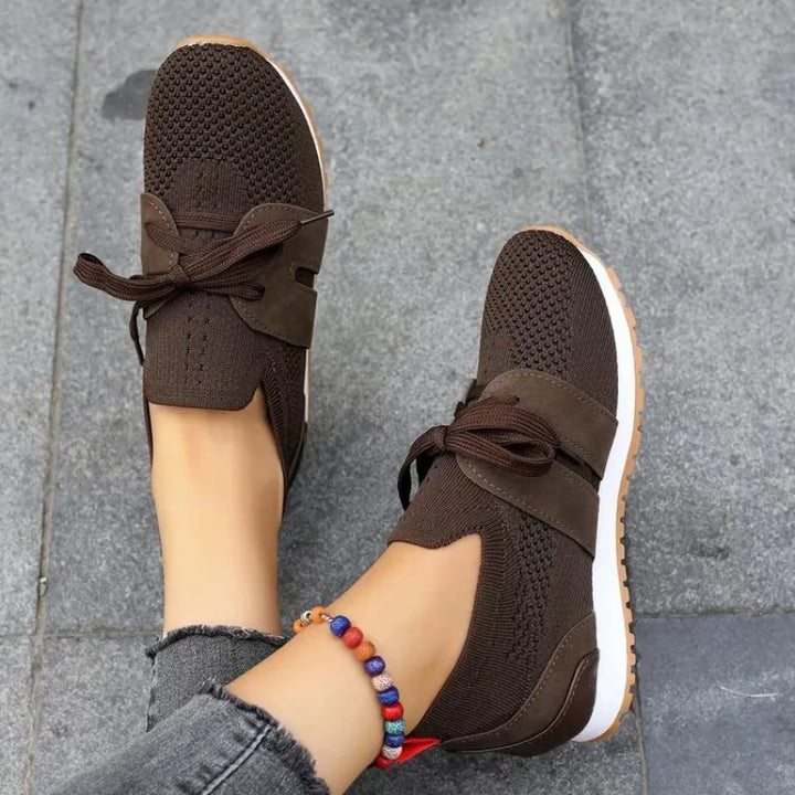 FemMesh™ | Orthopedic Lace-Up Shoes