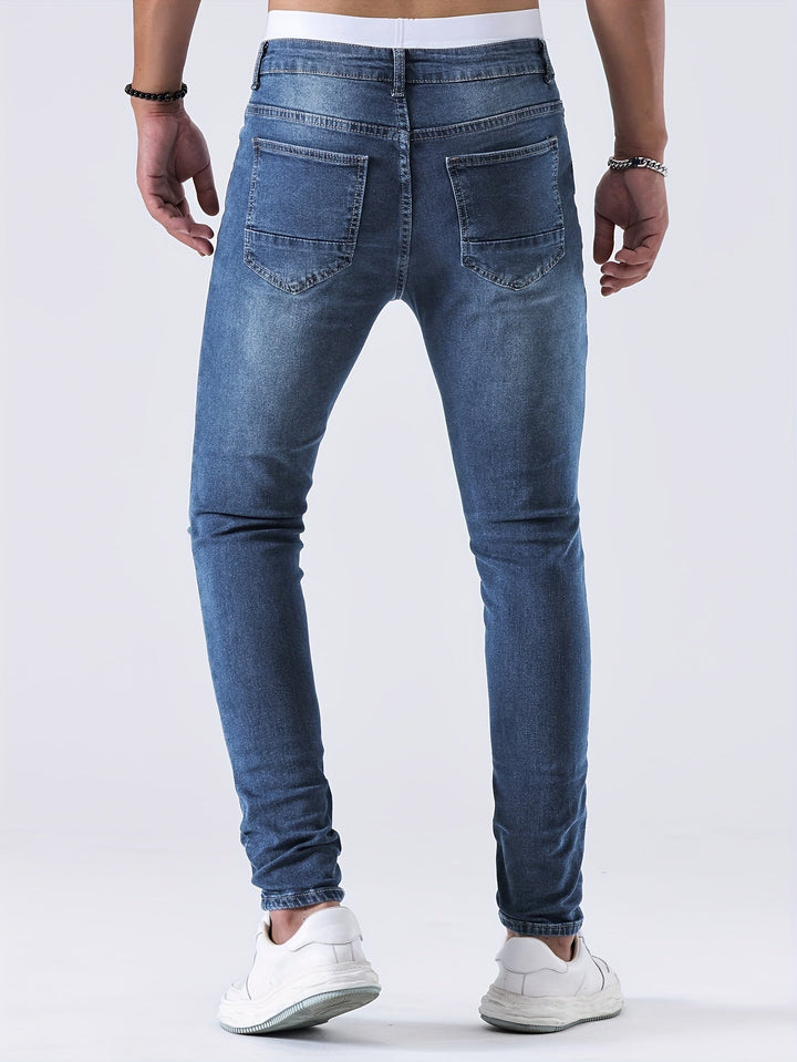 Nova – Casual Ripped Denim
