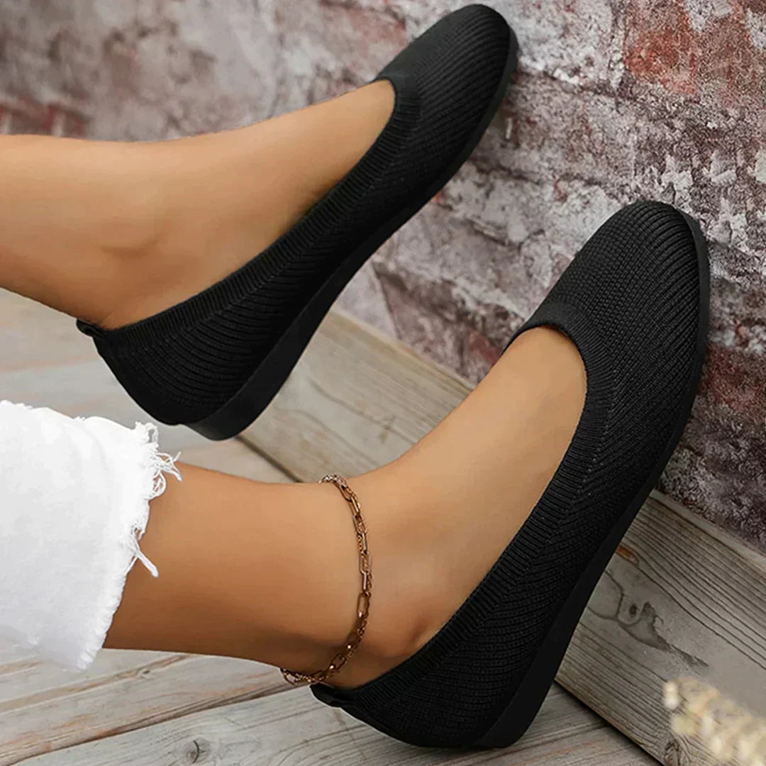 Comfortable Knitted Flats with Breathable Design for Women