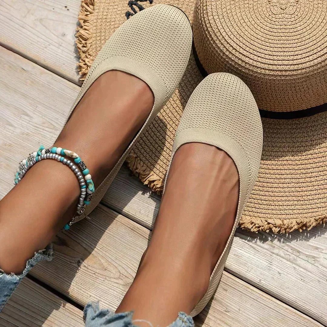 Comfortable Knitted Flats with Breathable Design for Women