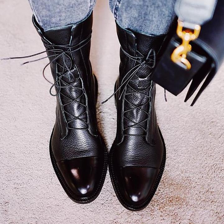 Isabella - Chic Heeled Boots